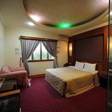 Golden Motel Hsinchu Dış mekan fotoğraf